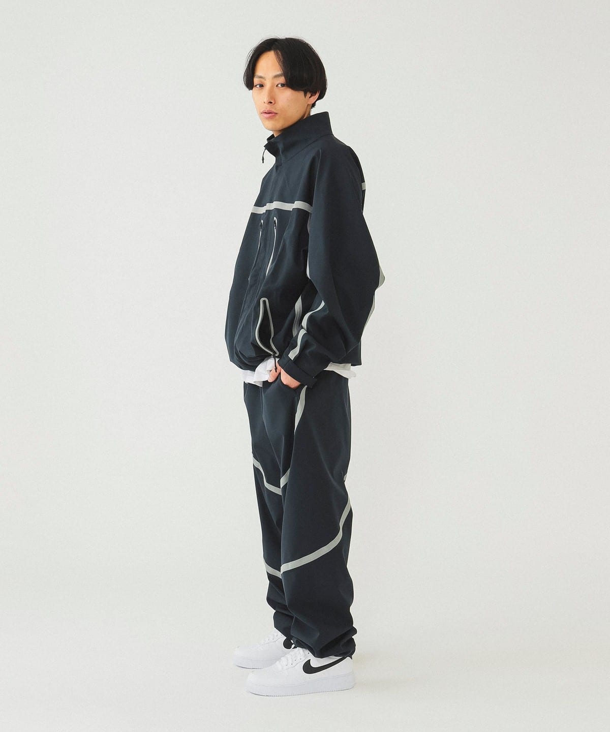BEAMS（ビームス）【別注】Abu Garcia / Soft Shell Pants