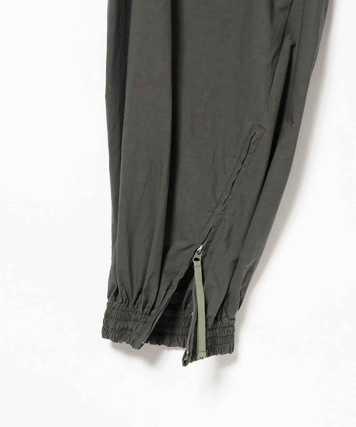 BEAMS（ビームス）JIAN YE / Kung Fu Pants（パンツ カジュアル