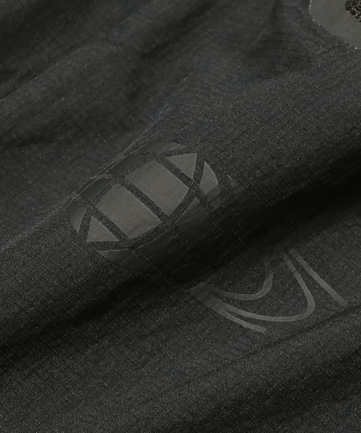 BEAMS（ビームス）【別注】On / Track Pants（パンツ カジュアルパンツ