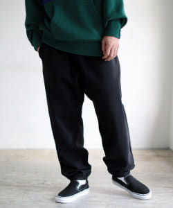 ▲BEAMS / バギーテーパード フリースパンツ