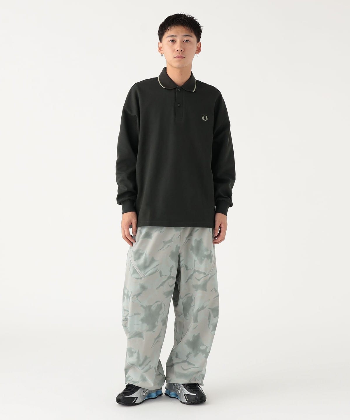 BEAMS（ビームス）ワイドストレート プリント ジップ イージーパンツ