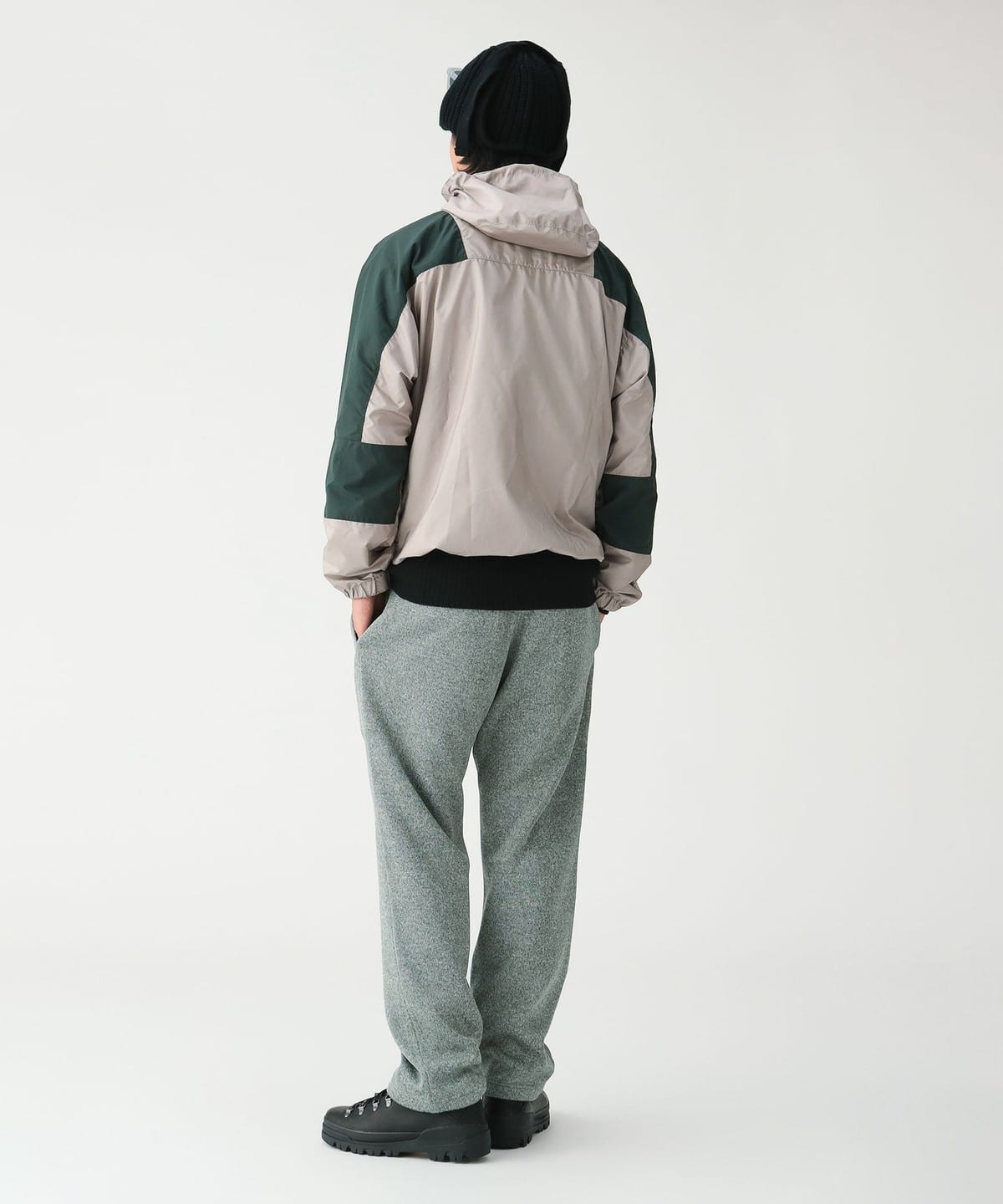 BEAMS（ビームス）【別注】Gramicci / ボンディング ニット フリース