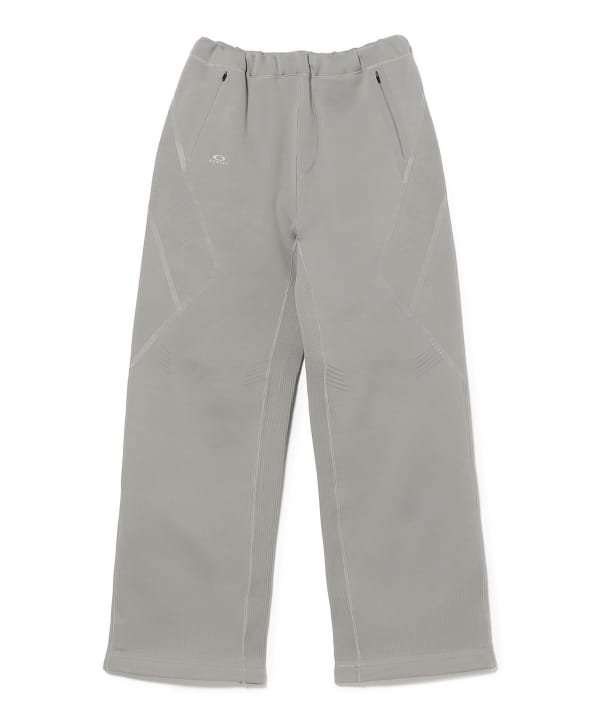 OAKLEY / Latitude Veil Knitted Pant 脚に馴染む、未来的なシームレス