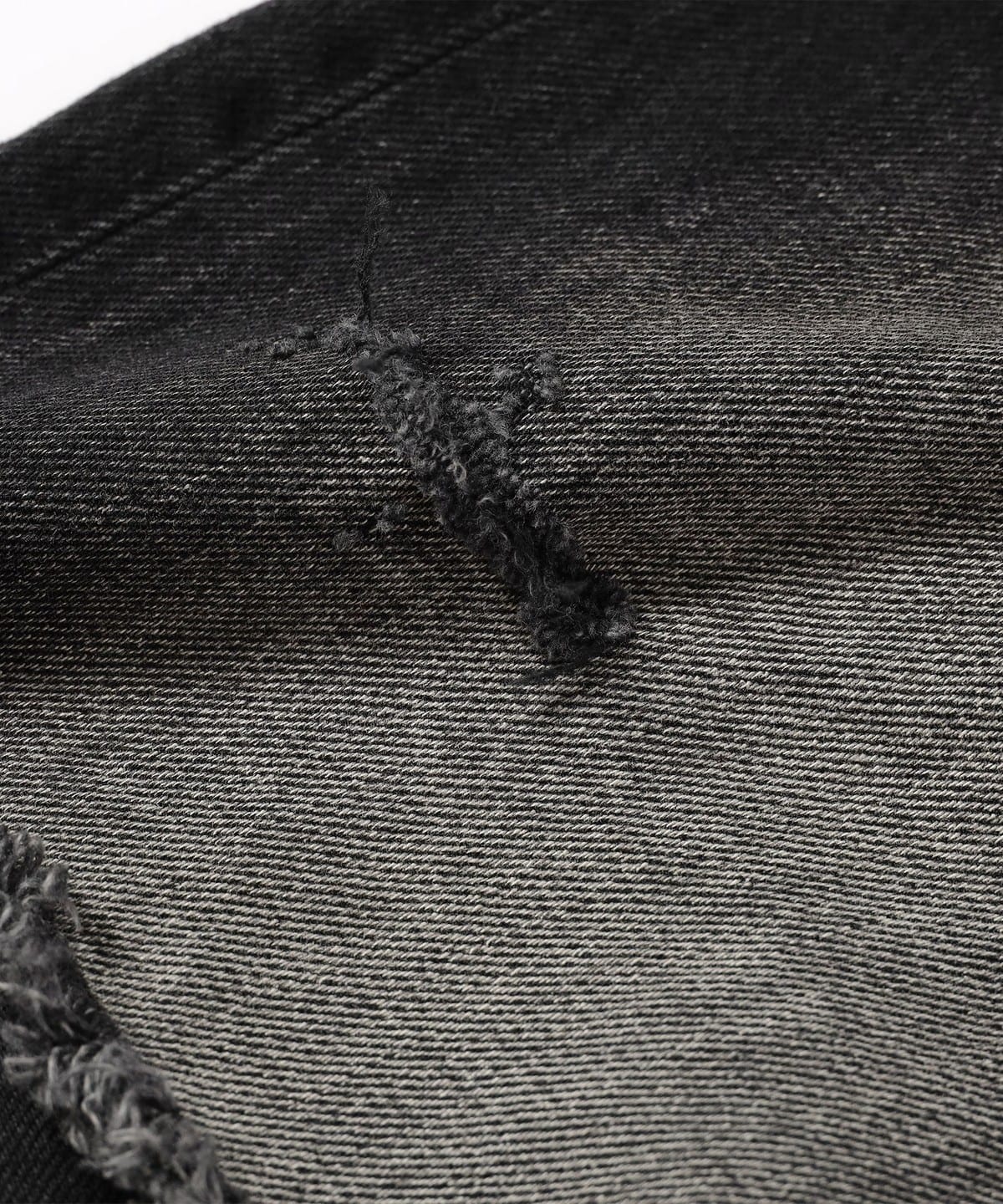 BEAMS（ビームス）FUTURE ARCHIVE / CRUSH DENIM SHORTS（パンツ