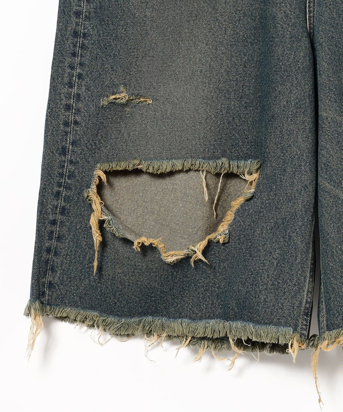 BEAMS（ビームス）FUTURE ARCHIVE / CRUSH DENIM SHORTS（パンツ