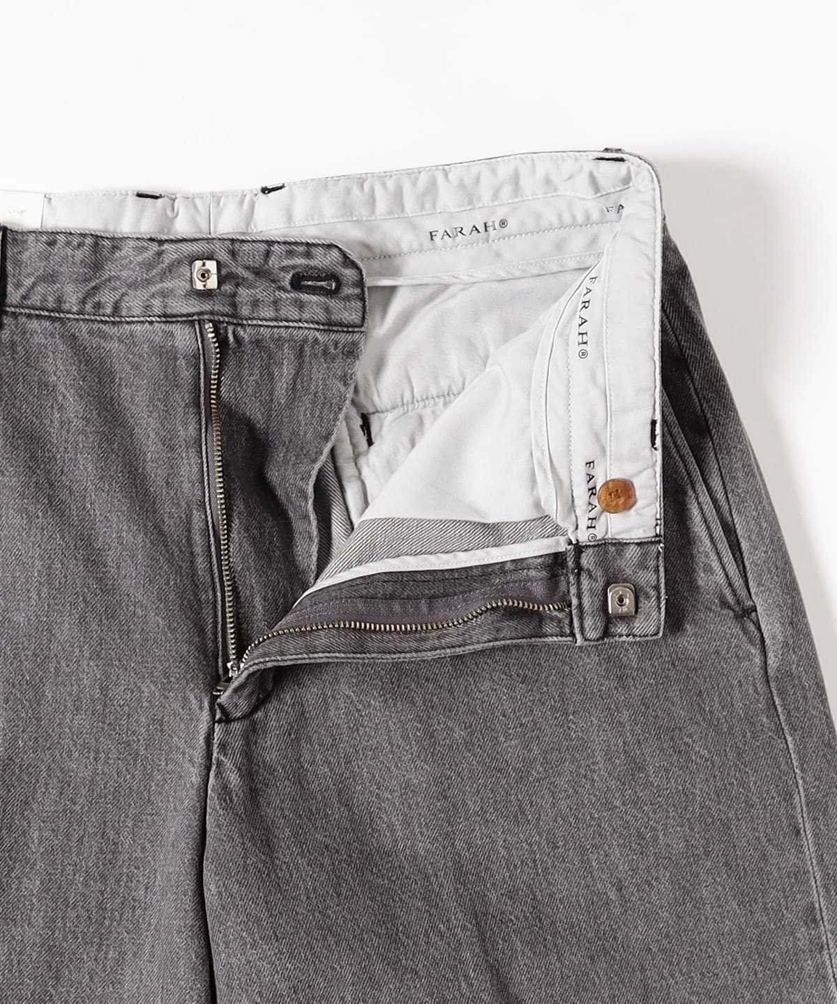 BEAMS（ビームス）FARAH / No Tuck Wide Shorts（パンツ