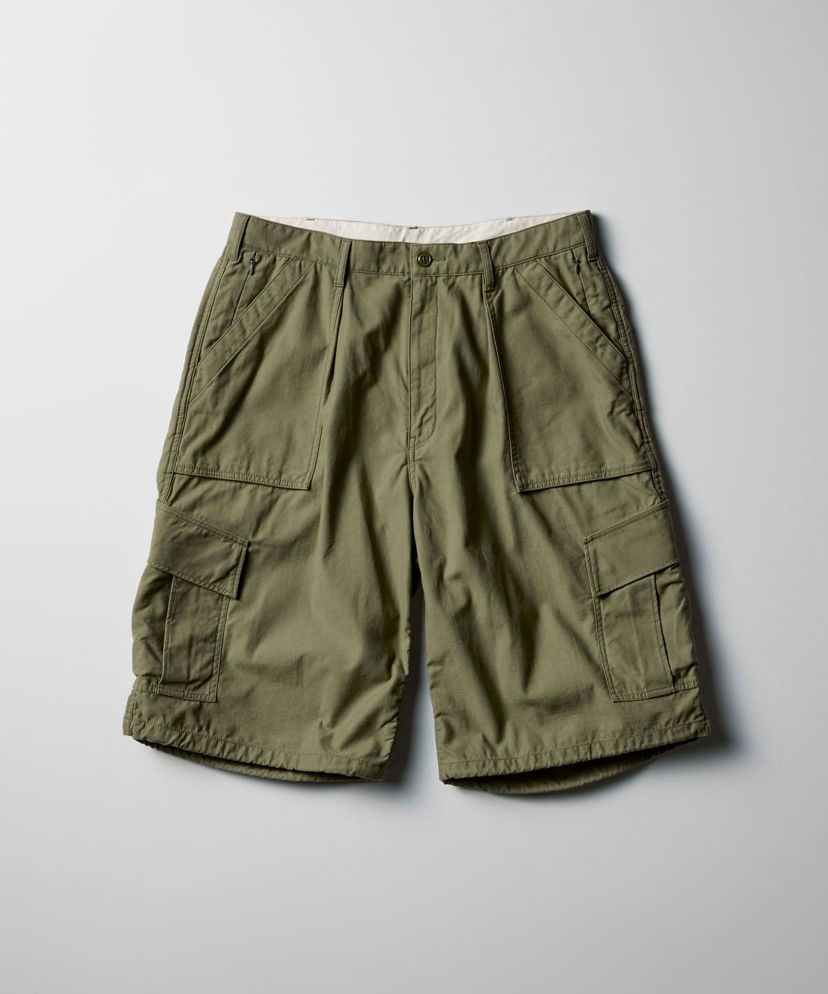【ショップ限定商品】『the A』 / Big 6Pocket Cargo Shorts パンツ MEN OLIVE S 【ショップ限定商品】『the A』 / Big 6Pocket Cargo Shorts パンツ MEN OLIVE S