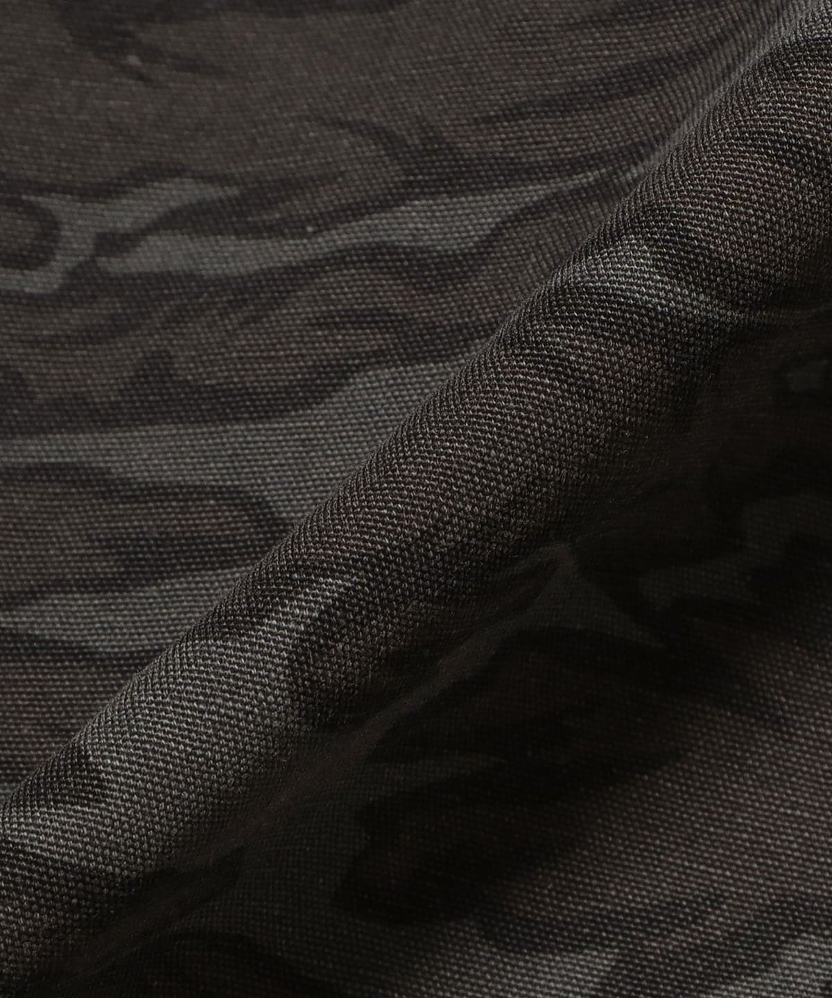 BEAMS Print Double Knee Shorts (pants BEAMS shorts) available