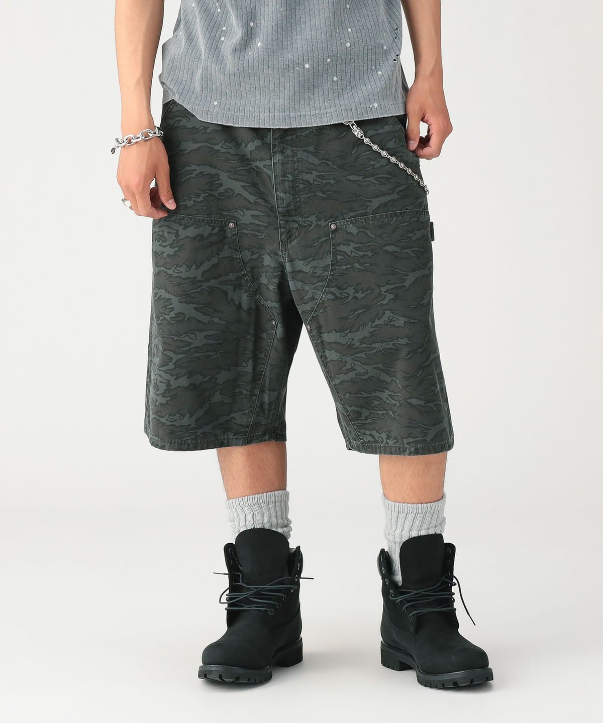 BEAMS Print Double Knee Shorts (pants BEAMS shorts) available