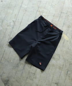 【アウトレット】Dickies × BEAMS / 別注 Secret Loose Polyester Short Pants
