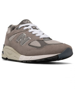 ▲New Balance / M990 V2