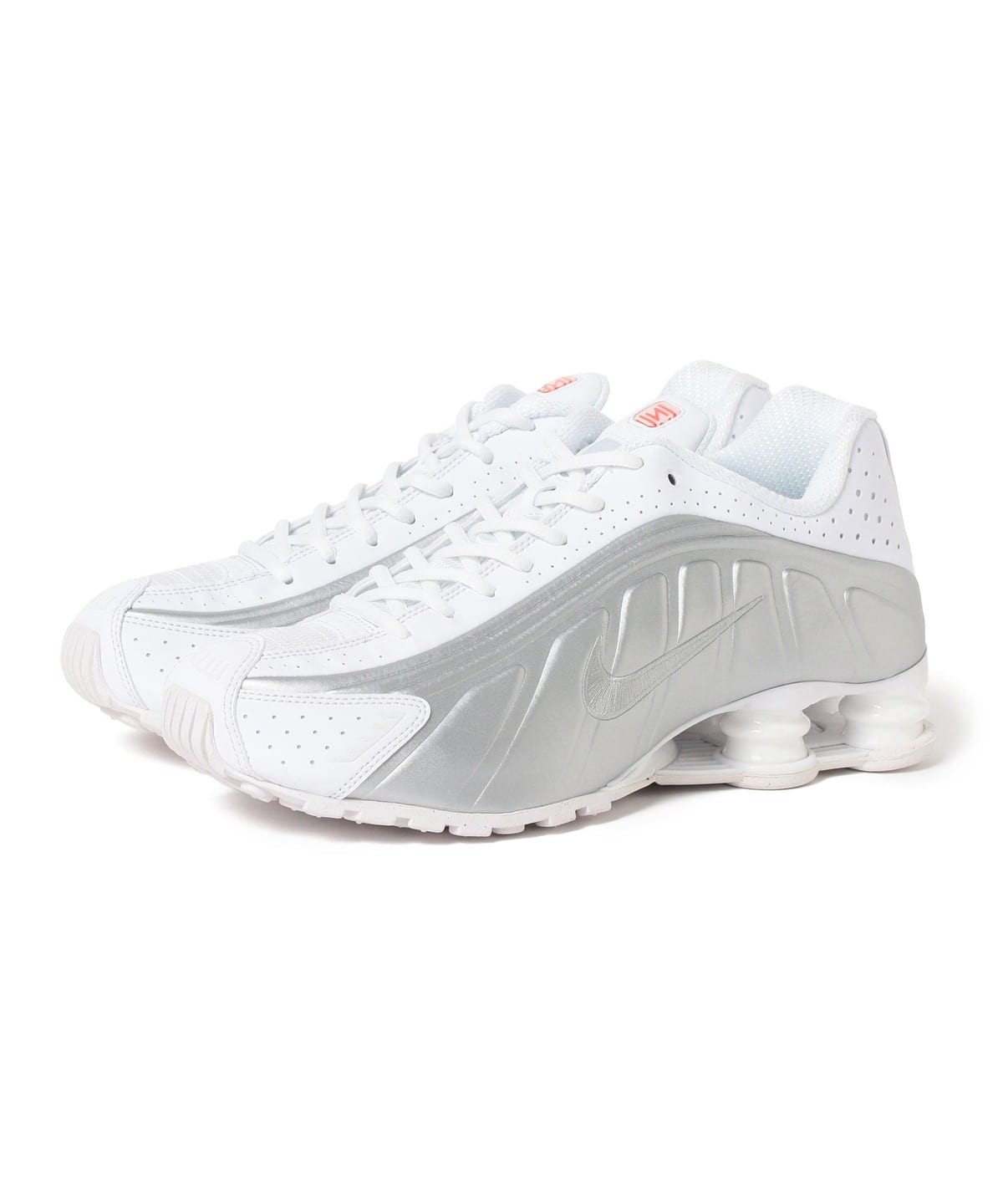NIKE ナイキ / SHOX R4 シューズ MEN WHITE/METALLIC SILVER-WH 29 NIKE ナイキ / SHOX R4 シューズ MEN WHITE/METALLIC SILVER-WH 29