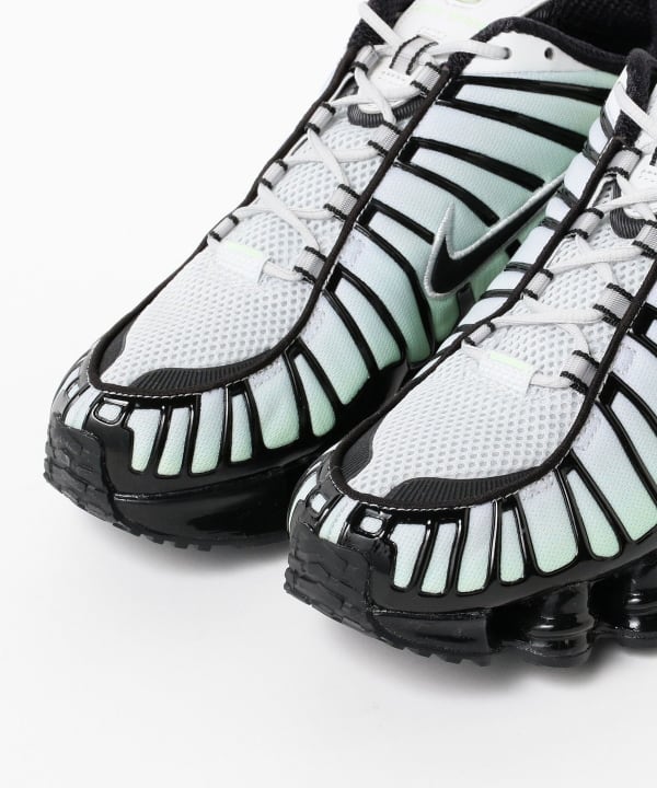 Nike Shox TL スニーカー | ブラック | FARFETCH JP