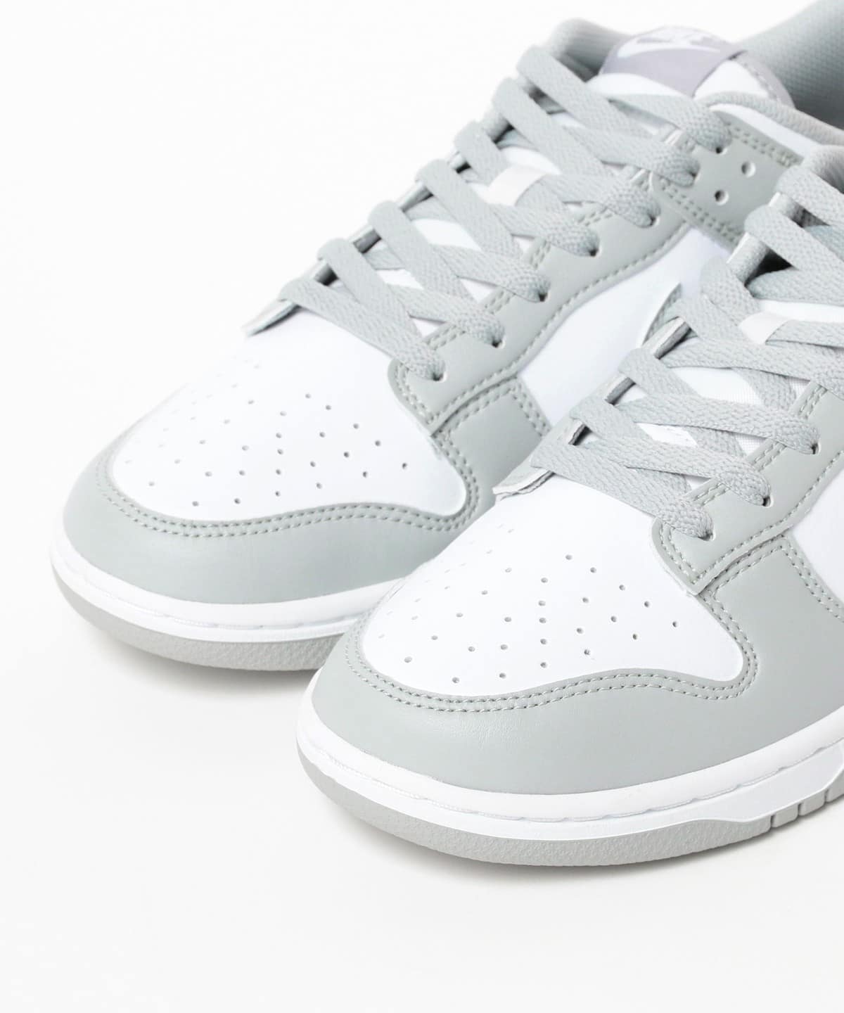 BEAMS（ビームス）NIKE / DUNK LOW RETRO WHITE/GREY（シューズ