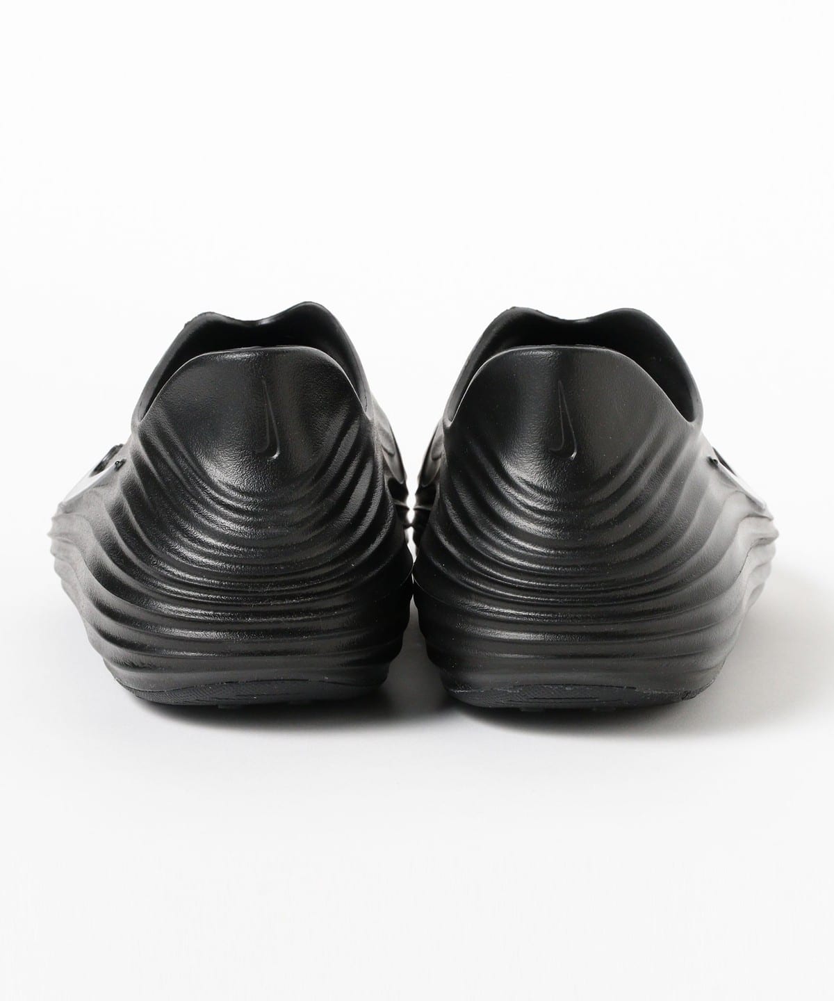 リジューヴェ　ひーさま専用！ BEAMS（ビームス）NIKE / ReactX Rejuven8（シューズ スニーカー