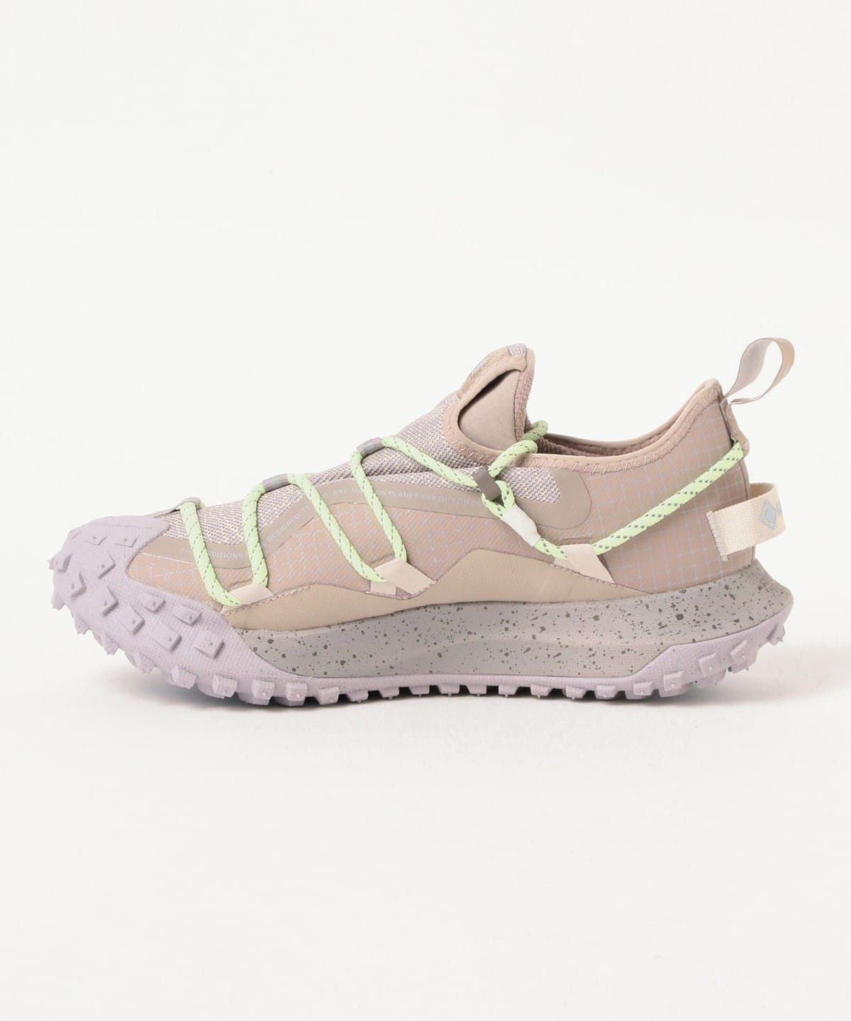 BEAMS（ビームス）NIKE / ACG Mountain Fly Low GORE-TEX（R） SE 