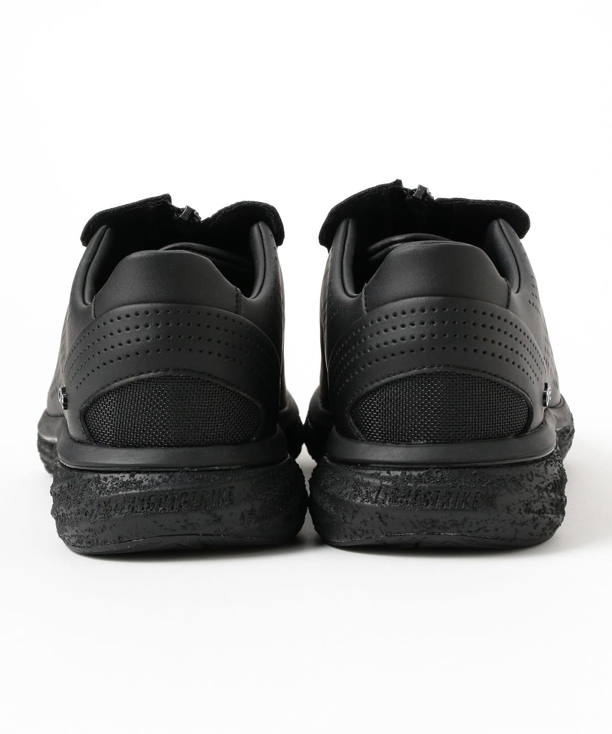 BEAMS（ビームス）adidas × Arte Antwerp / Lightblaze POD（シューズ