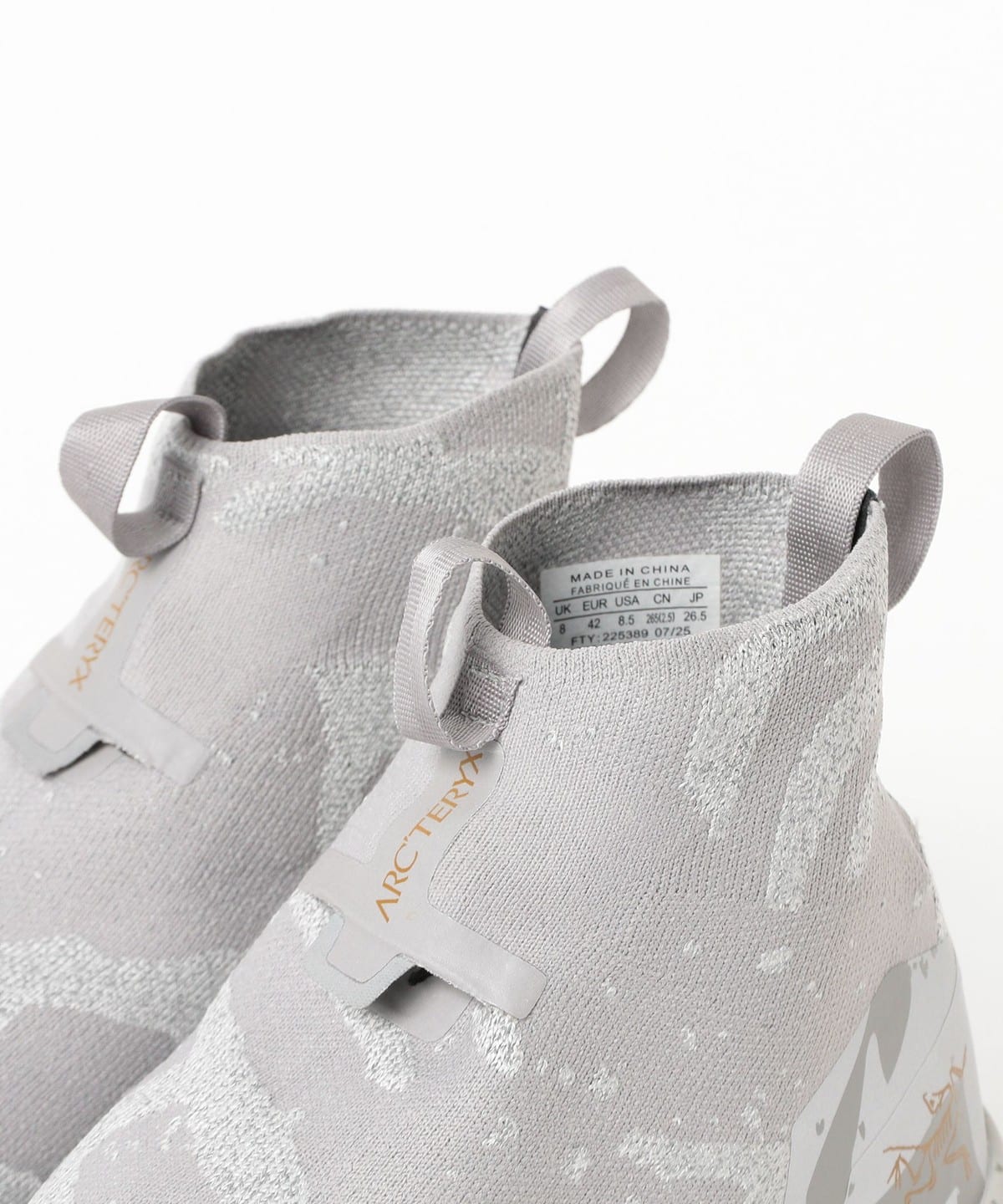 未使用　アークテリクス×ビームス 3/20(木)発売！＜ARC'TERYX＞Exclusive color4型ご紹介！｜ビームス