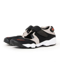 NIKE / Air Rift “BLACK/PICANTE RED-COLLEGE”
