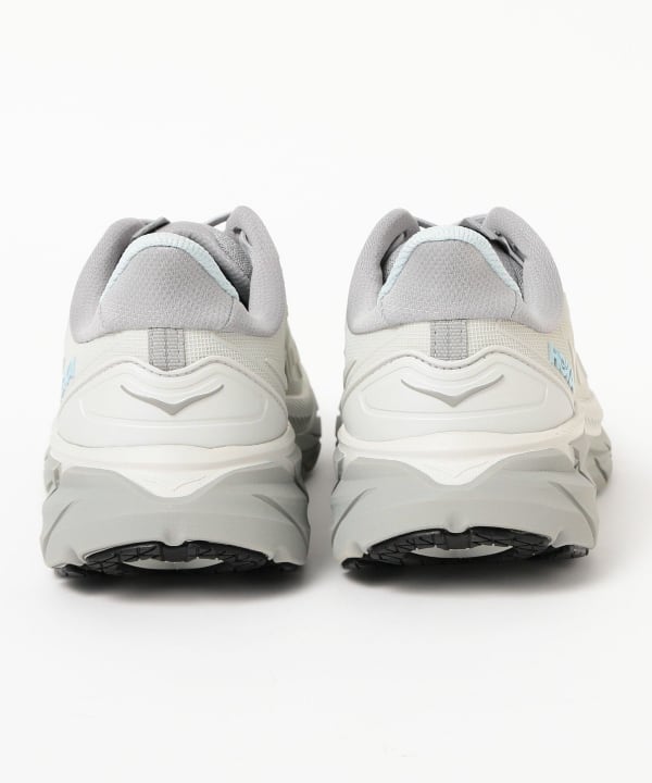 HOKA / CLIFTON UTL