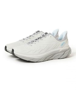 HOKA / CLIFTON UTL