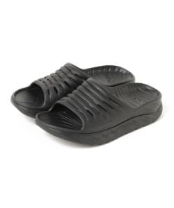 ▲HOKA ONE ONE / スライド