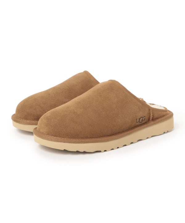 UGG / Classic Slip-On