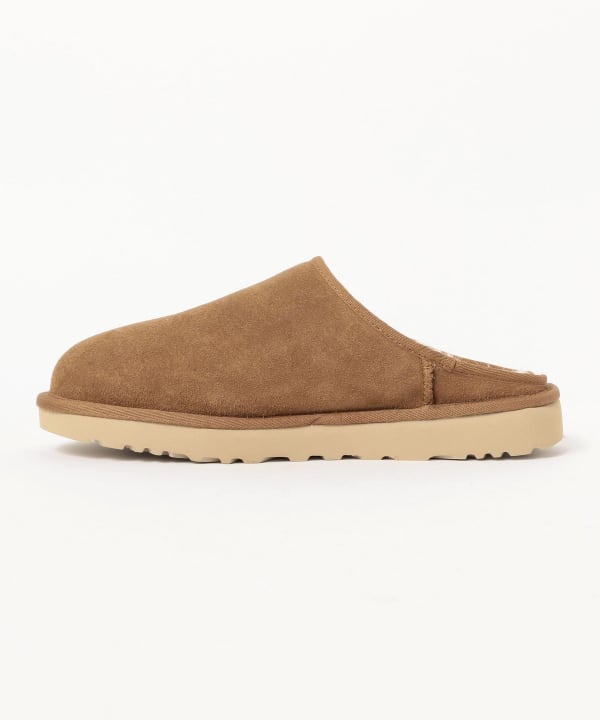 UGG / Classic Slip-On