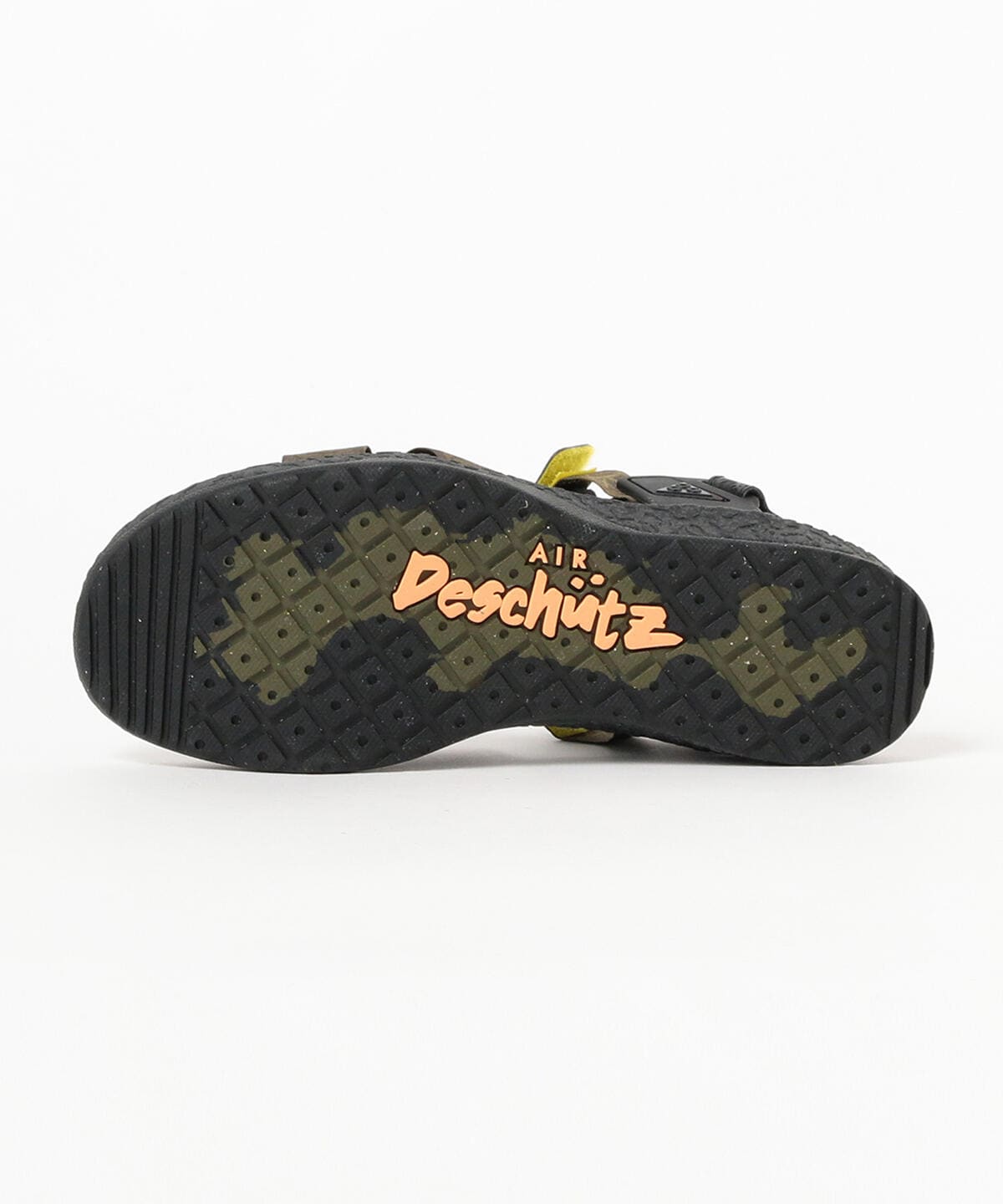 nike acg sig zane