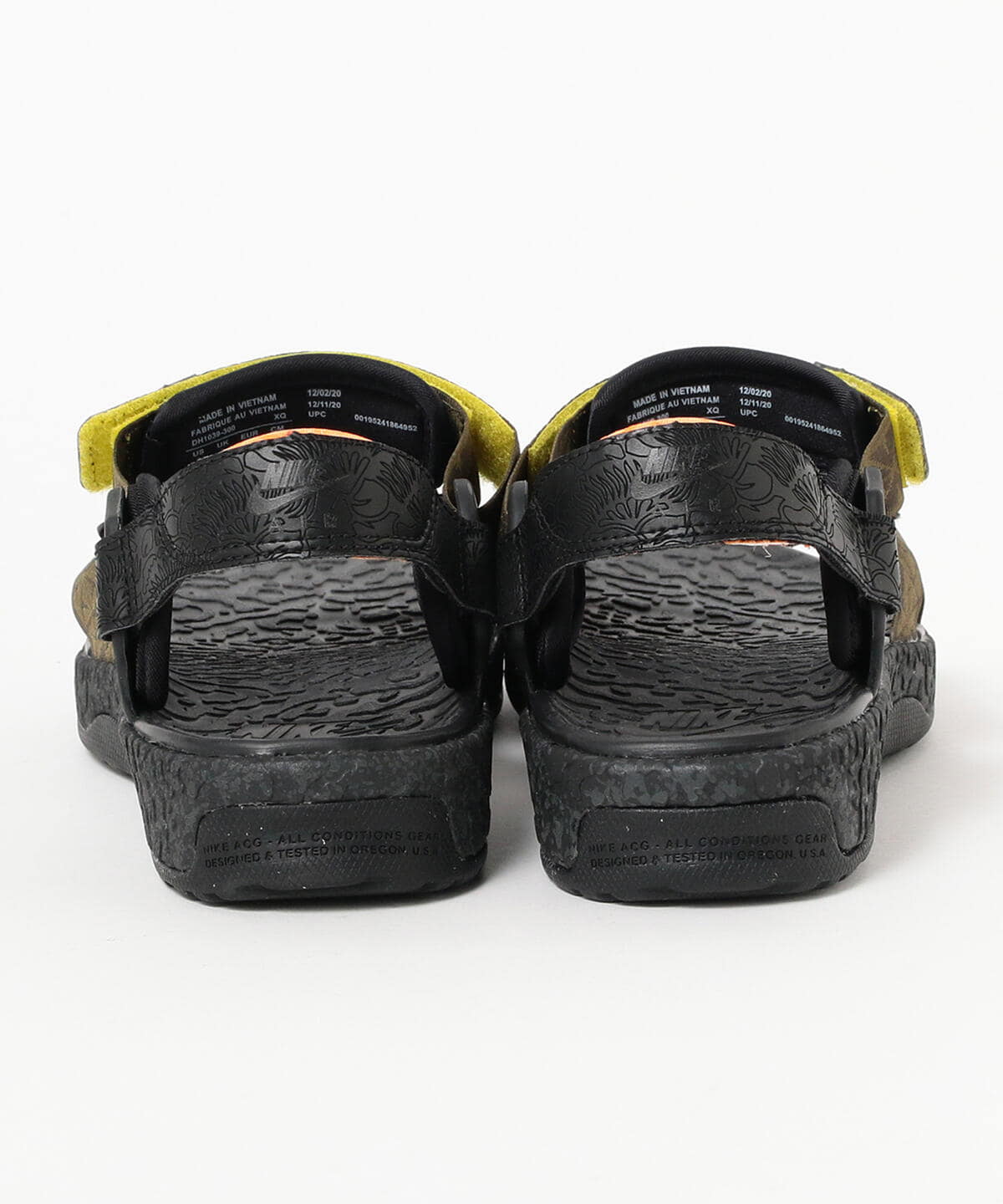 nike acg sig zane