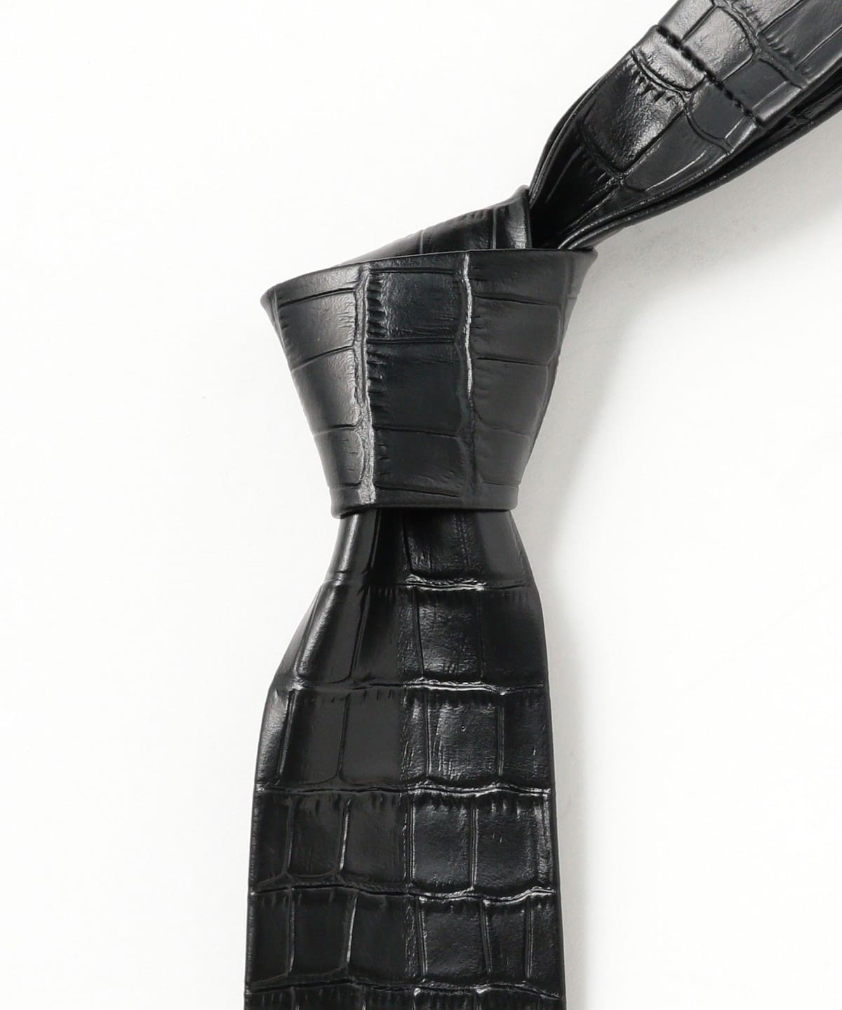 BEAMS（ビームス）FUTURE ARCHIVE / CROCO LEATHER TIE（スーツ
