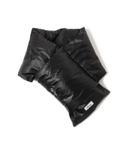 ▲NANGA / Portable Light Down Muffler