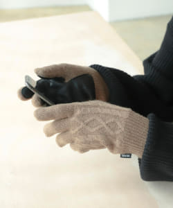 ▲BEAMS / ケーブル編み レザーグローブ（タッチパネル対応）