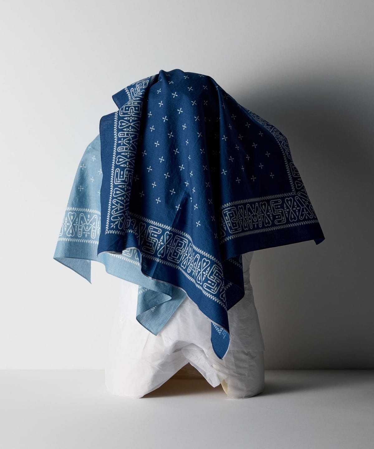 【ショップ限定商品】『the A』 / Indigo Bandanna 財布・小物 MEN INDIGO ONE SIZE 【ショップ限定商品】『the A』 / Indigo Bandanna 財布・小物 MEN INDIGO ONE SIZE