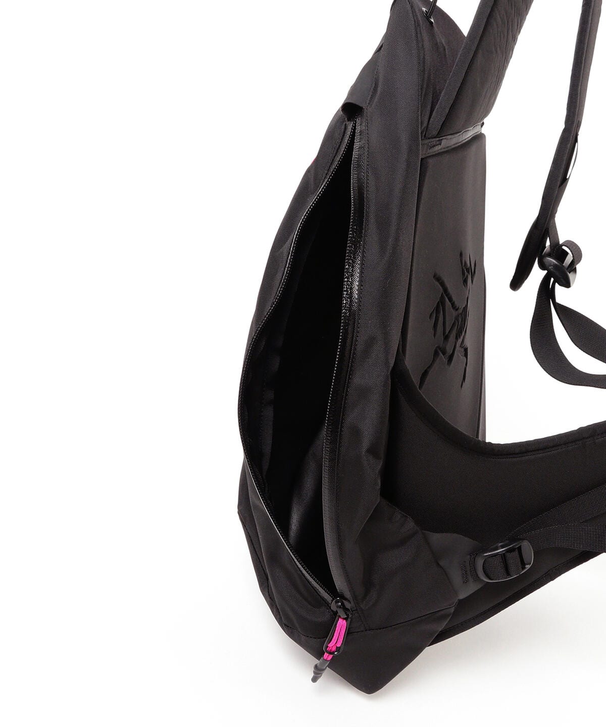 BEAMS（ビームス）ARC'TERYX SYSTEM_A / QUIVER CROSSBODY PACK