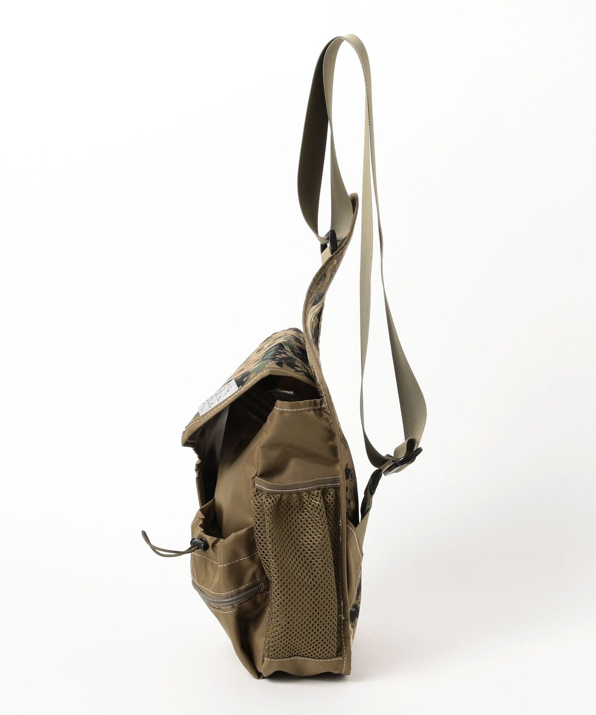BEAMS【別注】XS BAGGAGE / BodyBag BEAMS（ビームス）【別注】XS BAGGAGE / BodyBag（バッグ