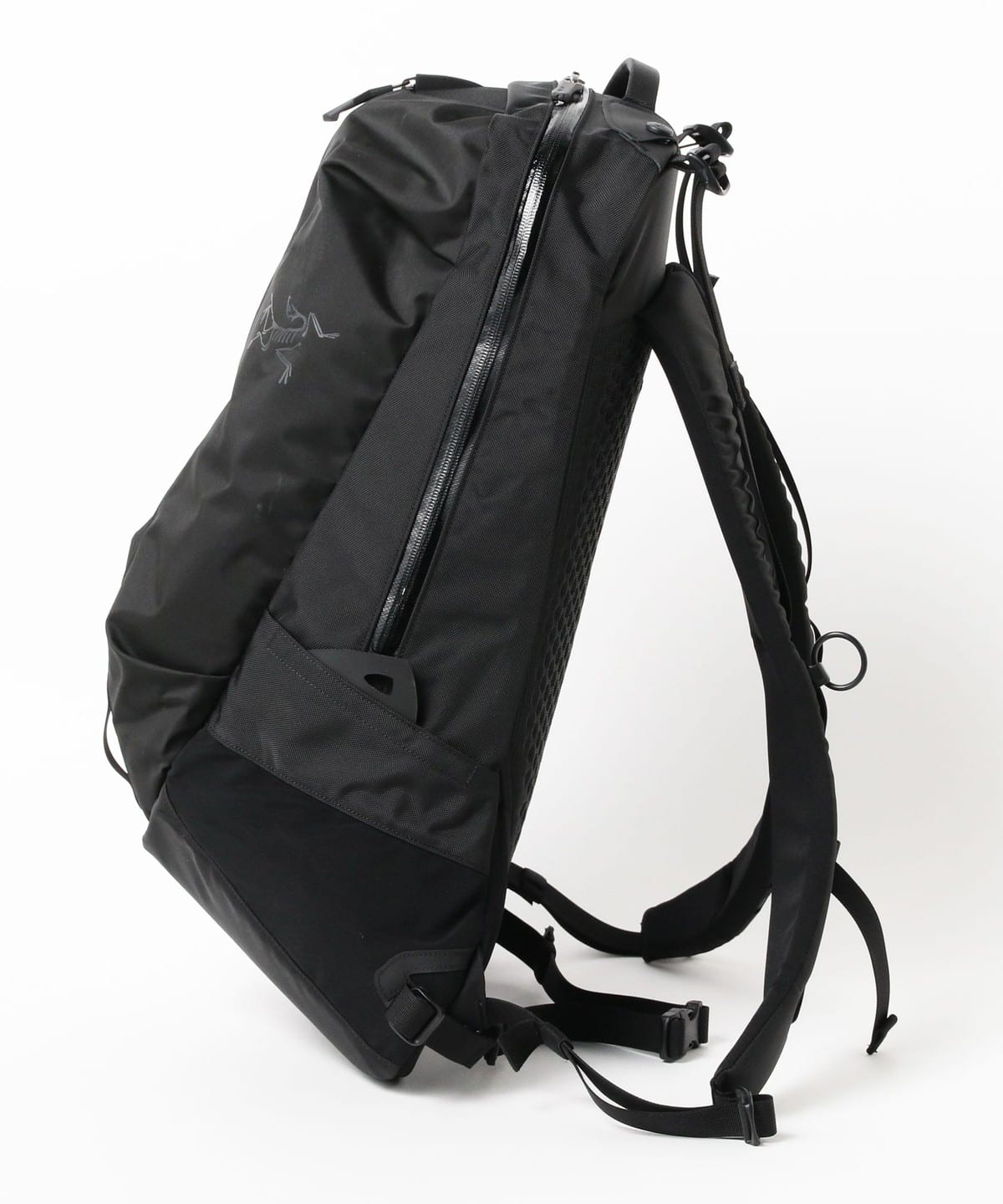 BEAMS（ビームス）ARC'TERYX / Arro 22 Backpack（バッグ リュック・バックパック）通販｜BEAMS