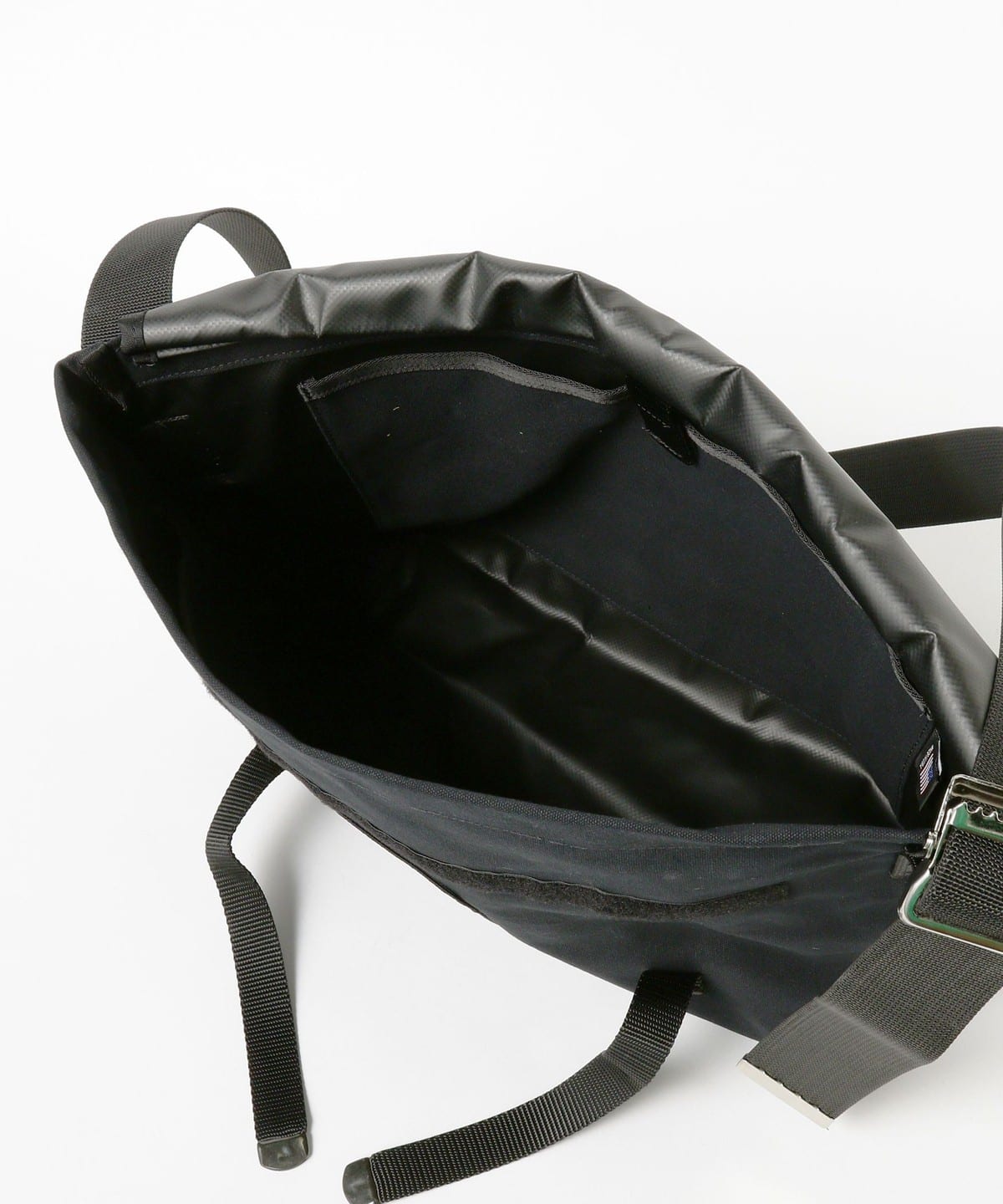 BEAMS（ビームス）【別注】DEMARTINI / Messenger Bag MEDIUM