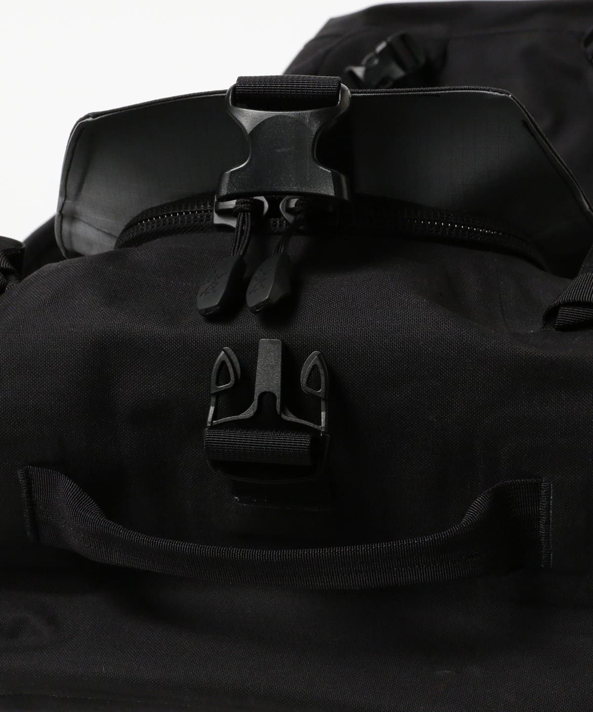 BEAMS（ビームス）ARC'TERYX / Carrier 75 Duffle（バッグ リュック
