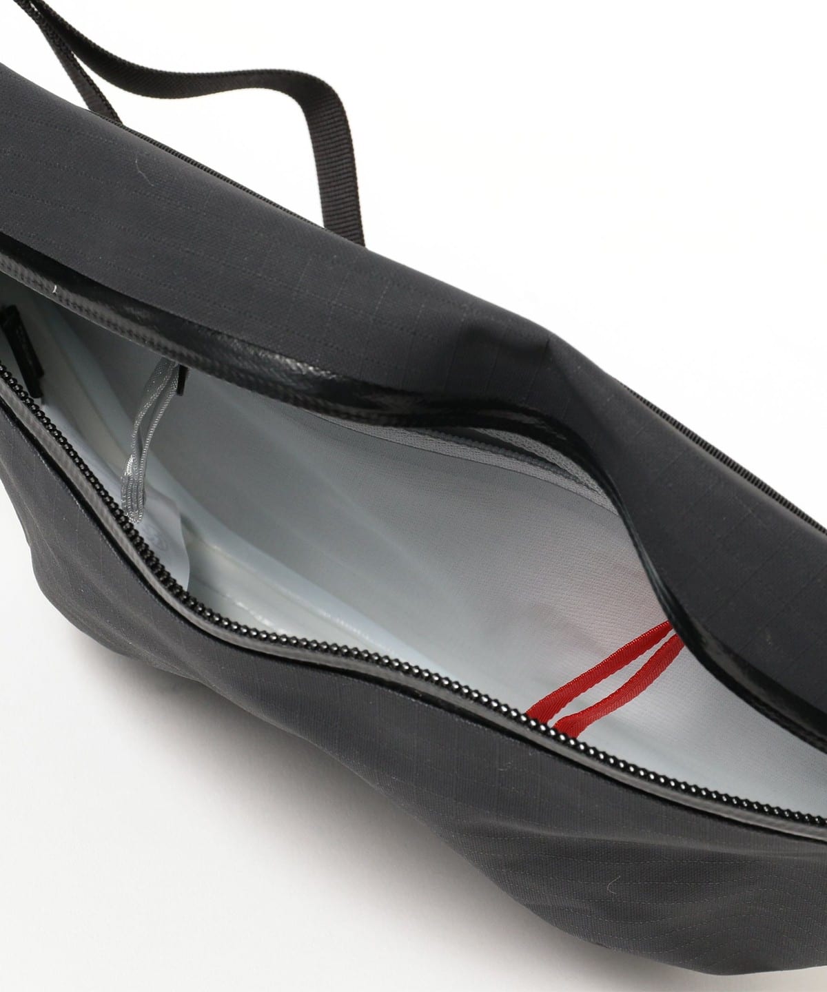 BEAMS（ビームス）ARC'TERYX / Granville Crossbody Bag（バッグ