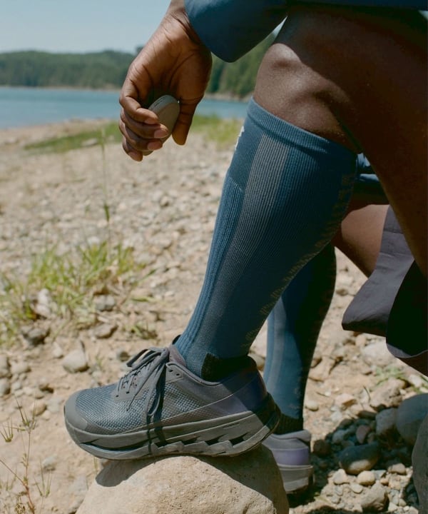 BEAMS（ビームス）【別注】On × REI Co-op / Speed Pack 18