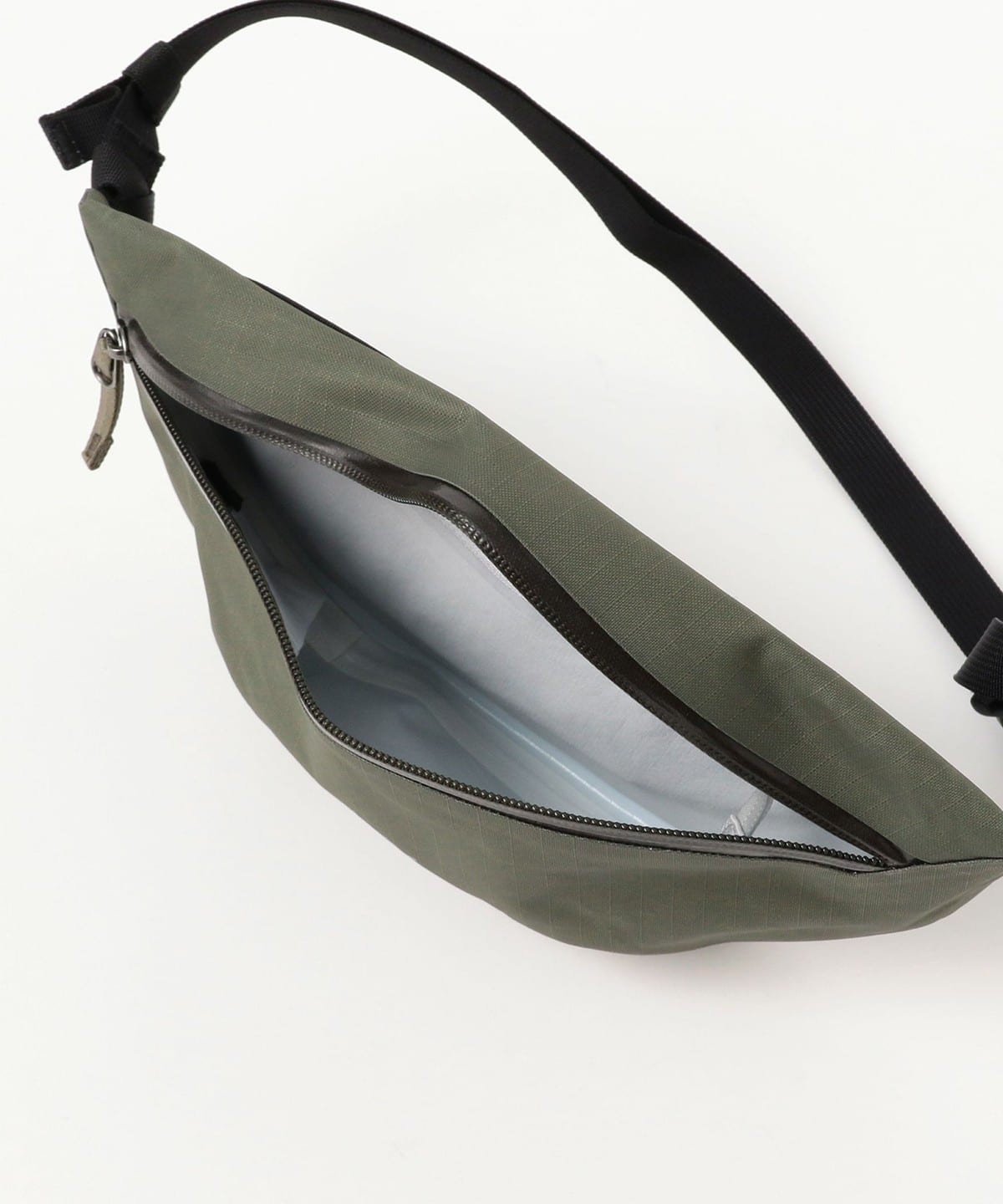 ARC'TERYX メンズショルダーバッグ -- BEAMSカーキ 迷彩 beams-arcteryx-bag-