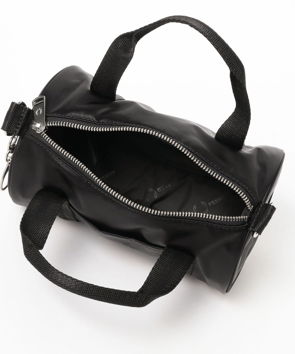 【未使用品】BEAMS別注 フレッドペリー ミニバレルバッグ ブラック BEAMS（ビームス）【別注】FRED PERRY / Mini Barrel Bag（バッグ