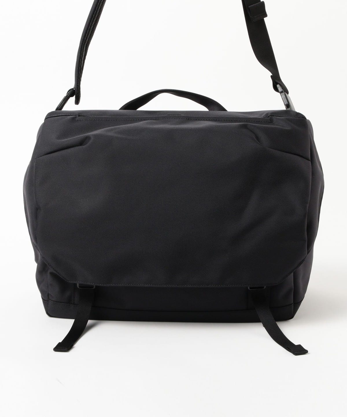 BEAMS（ビームス）MONOLITH / SHOULDER PRO FLAP M（バッグ ショルダー