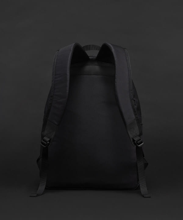 BEAMS（ビームス）MONOLITH / BACKPACK STANDARD S（23L）（バッグ