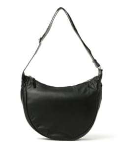 ハーフムーン レザーバッグ