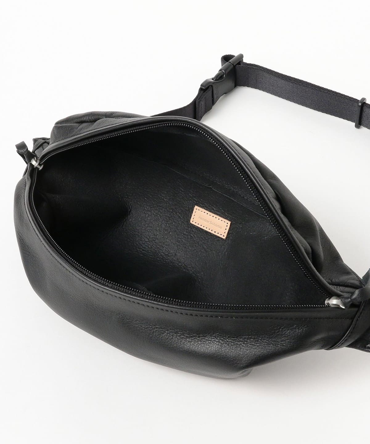 BEAMS JAPAN（ビームス ジャパン）Hender Scheme / Cow Waist Pouch