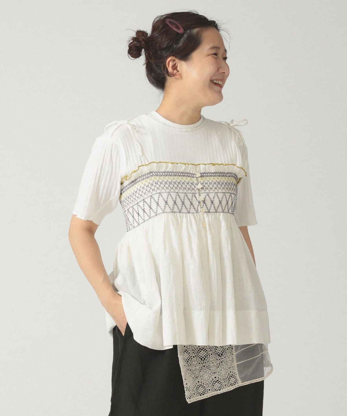 シャーリング キャミソール Tシャツ・カットソー WOMEN IVORY ONE SIZE シャーリング キャミソール Tシャツ・カットソー WOMEN IVORY ONE SIZE