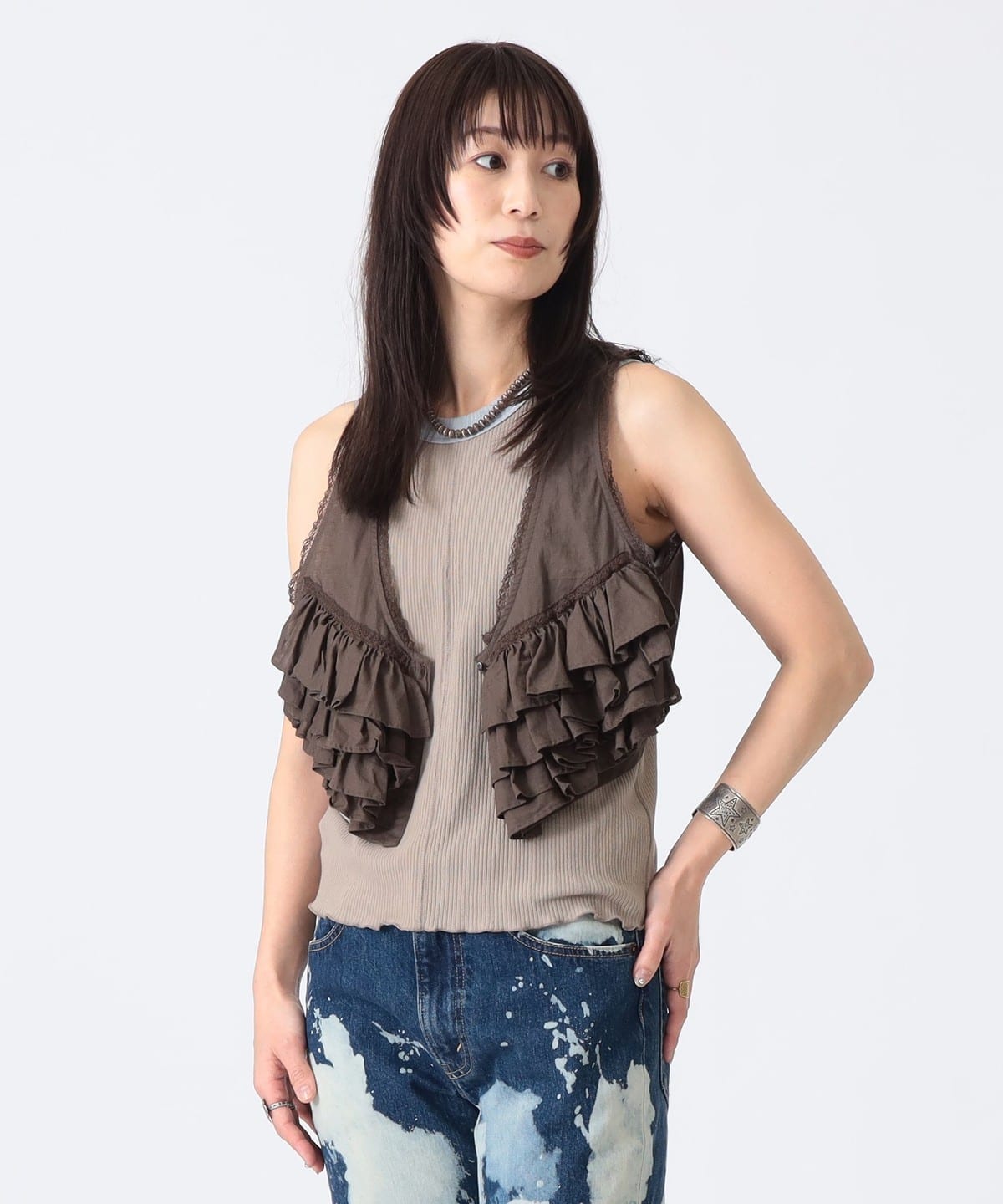 BEAMS JAPAN（ビームス ジャパン）〈WOMEN〉フリル ノースリーブ