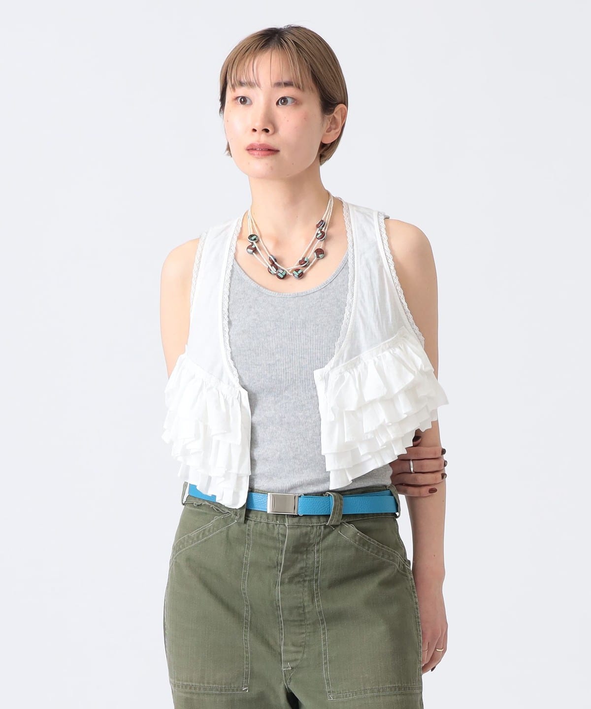 BEAMSJAPAN フリルノースリーブシャツ白　試着のみ BEAMSJAPAN フリルノースリーブシャツ白 試着のみ BEAMS JAPAN